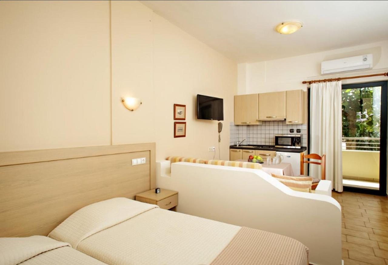 Lili Apartments,Oasis 2,5 Km From Hania Center Parigoria Екстериор снимка